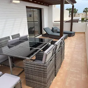 Atico Con Fantastica Terraza Apartamento